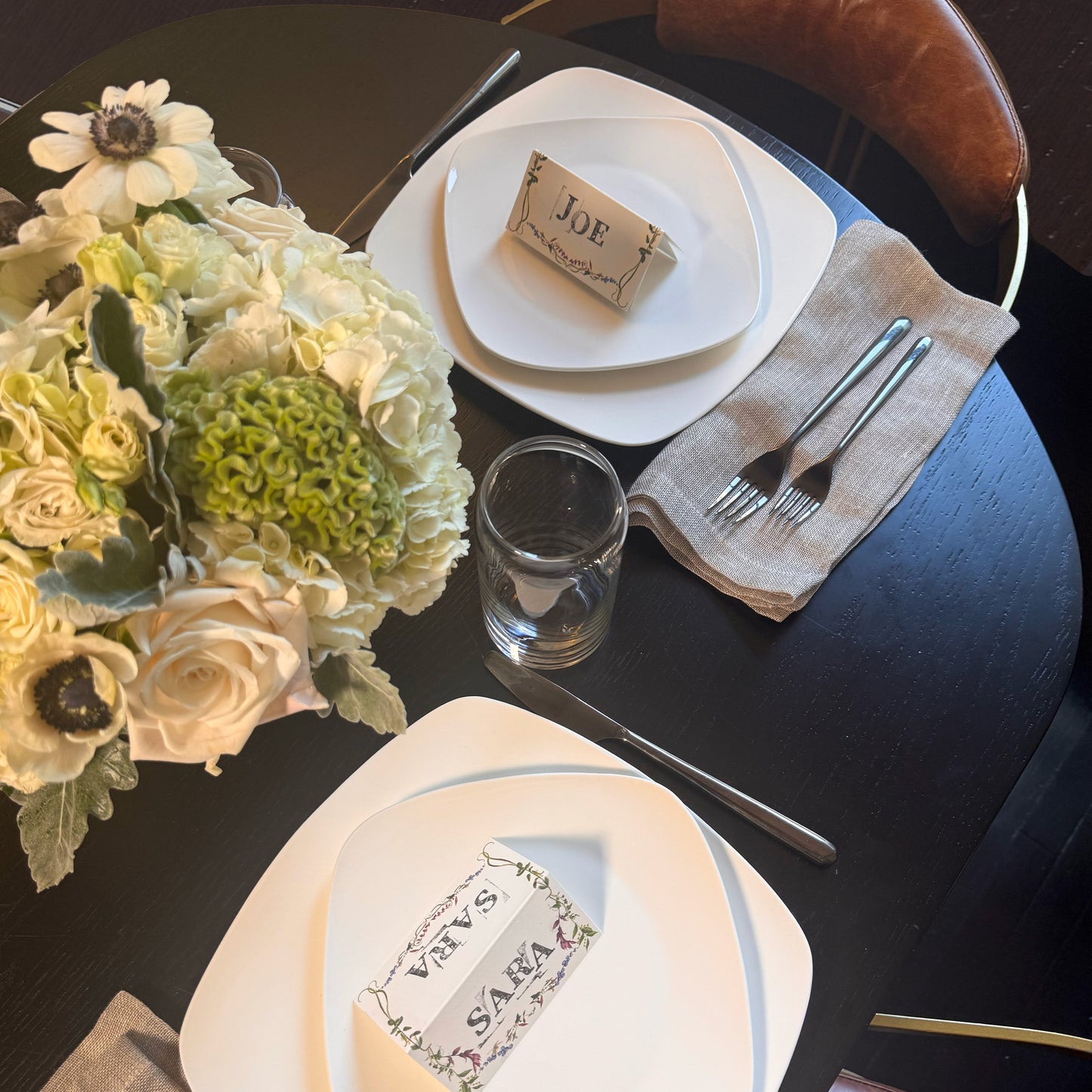 Karina Place Cards (Sets of 12, 24)